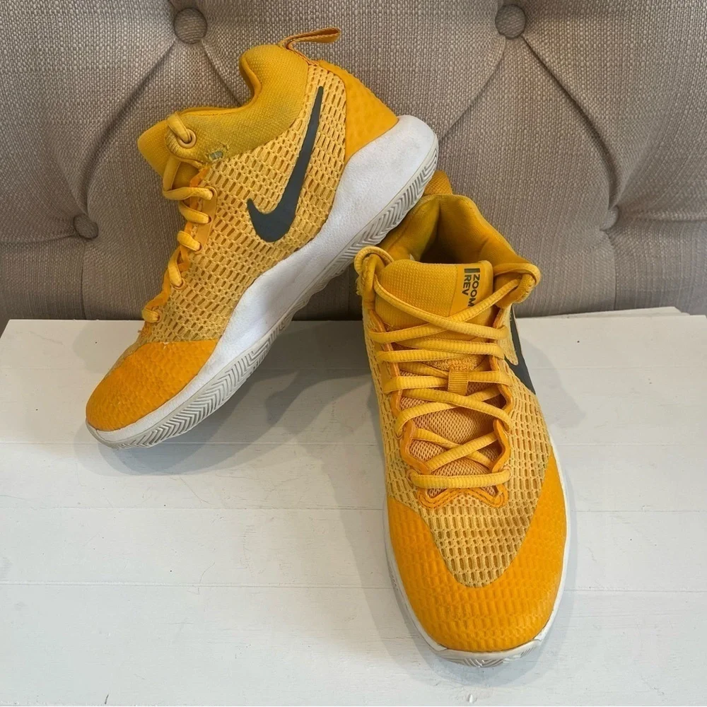 NIKE ZOOM REV TB Gold Orange Yellow Kids size 4.5